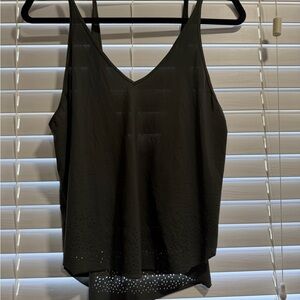 Lululemon olive green shirt